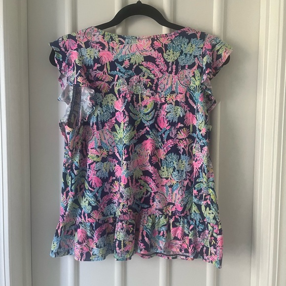 Lilly Pulitzer Ruffle Sleeve Peplum Top Tropical Print - Picture 3 of 6